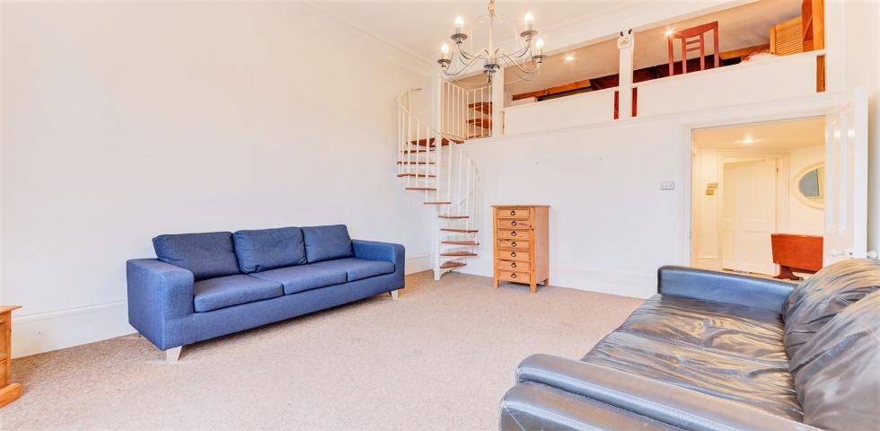 			1 Bedroom, 1 bath, 1 reception Flat			 Woodchurch Road, WEST HAMPSTEAD